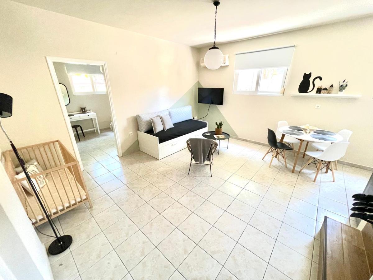 Sofi'S Apartments Каламата Екстер'єр фото