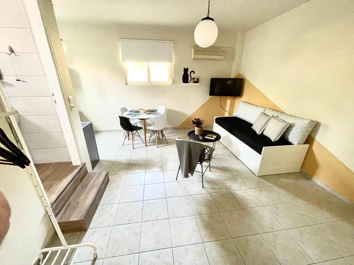 Sofi'S Apartments Каламата Екстер'єр фото